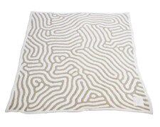 Logo White Cream W Washington Huskies Luxe Dreams Blanket Fleece Throw Blanket