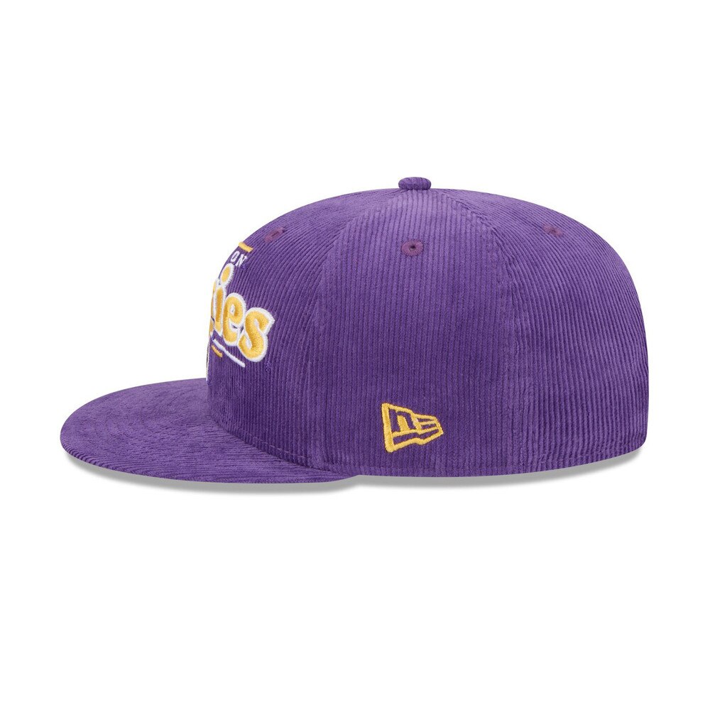 New Era Purple Washington Huskies 9Fifty DISPLAY Vault Dog Corded Snapback Hat