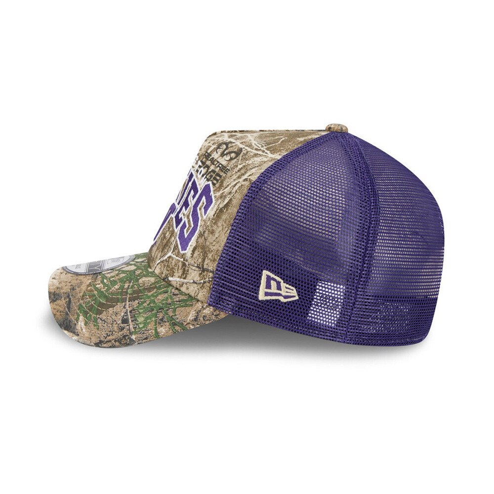 New Era Washington Huskies Realtree Camo 9Forty Huskies A Frame Trucker Hat